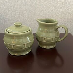 Longaberger set cream and sugar like new.